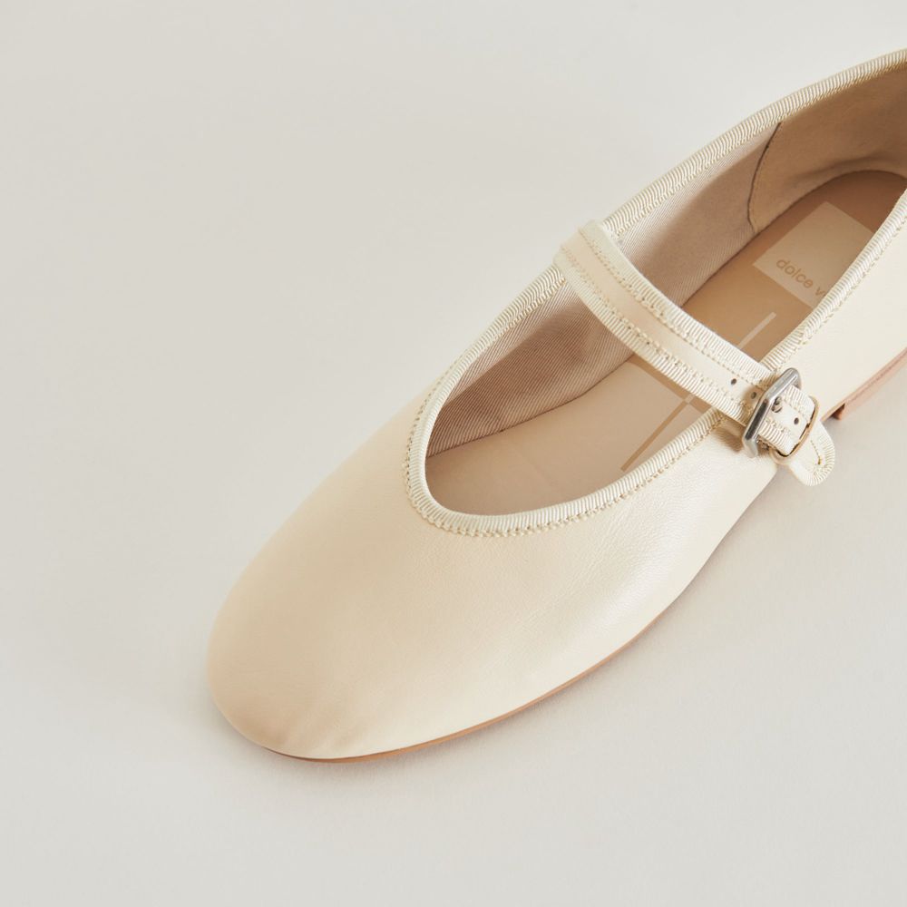 Dolce Vita Roslyn Leather Women Ballet Flats Cream | US-483905VFR