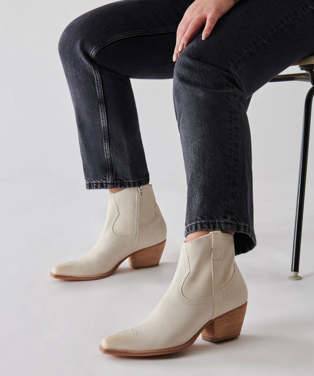 Dolce Vita Silma Nubuck Women Western Boots Cream | US-839476EOU